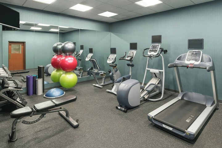 Four Points by Sheraton Boston Logan Airport Revere