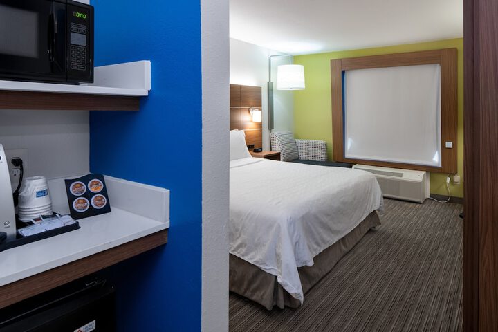Room 18 of 52