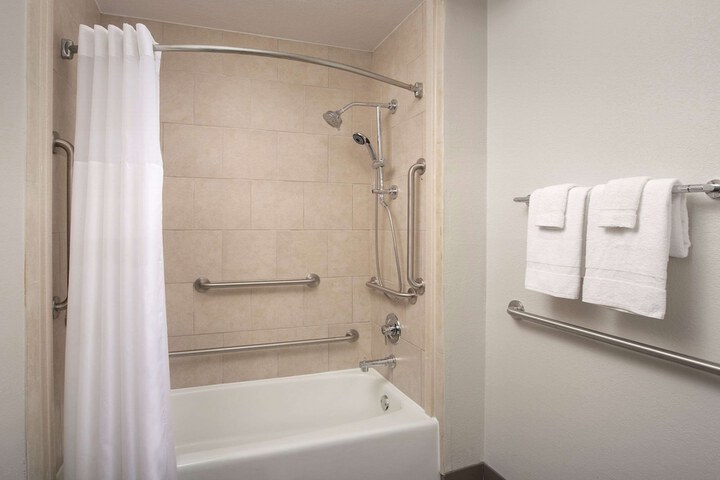 Quality Inn Atlantic Beach - Mayo Clinic Jax Area