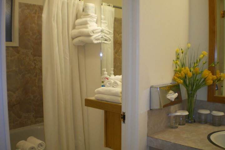 Room 14 of 22