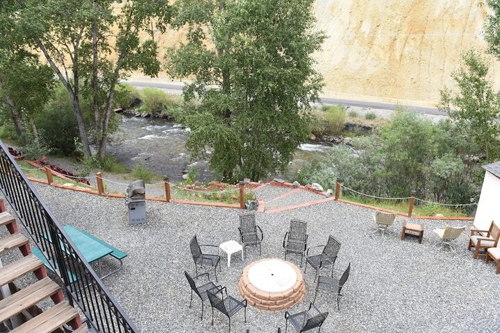 Argo Inn and Suites