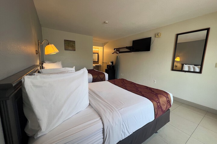Garden Inn Homestead