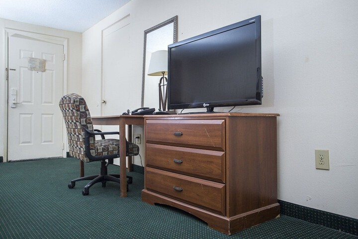 Motel 6 Sandersville GA