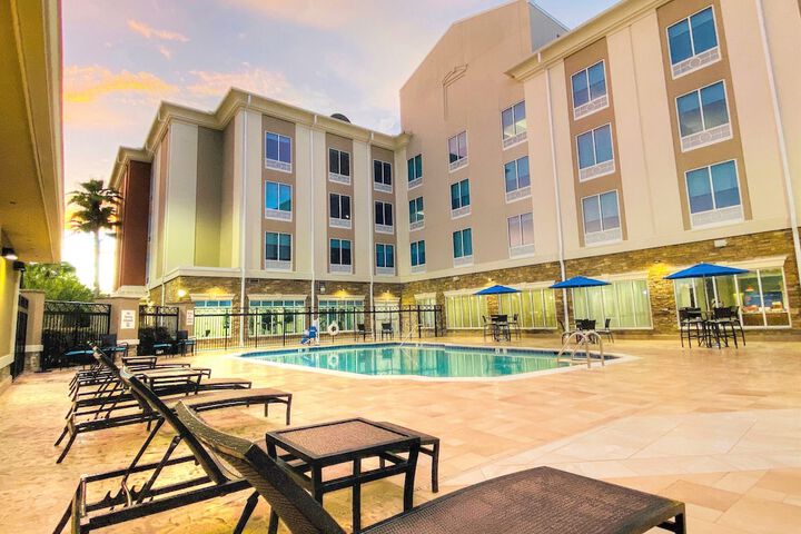 Holiday Inn Express Hotel & Suites Mobile / Saraland by IHG