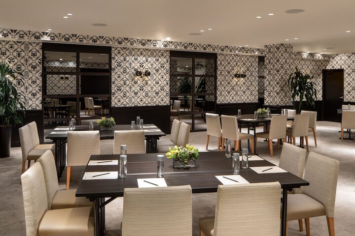 Dream Hollywood by Hyatt