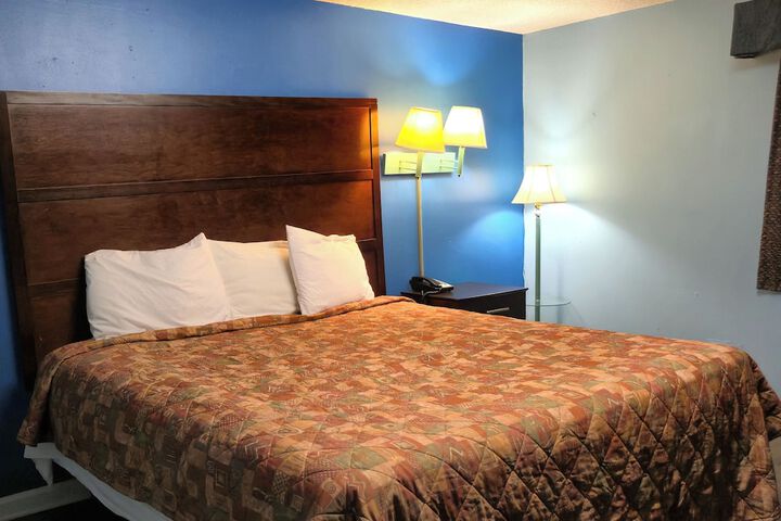 Holiday Motel by Belvilla Cleveland TN