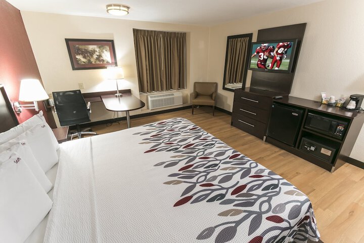 Room 7 of 24