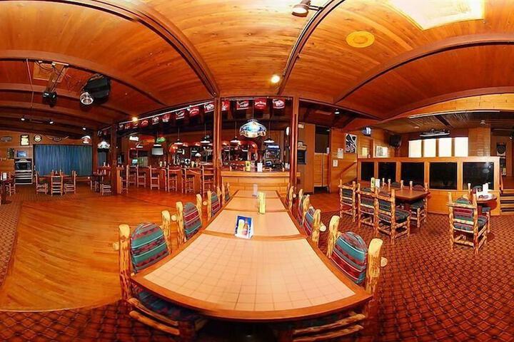 Douglas Inn & Conference Center