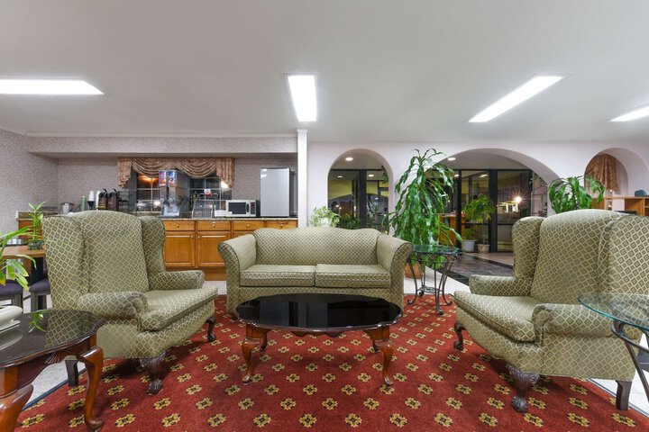 Hotel Interior 4 of 12