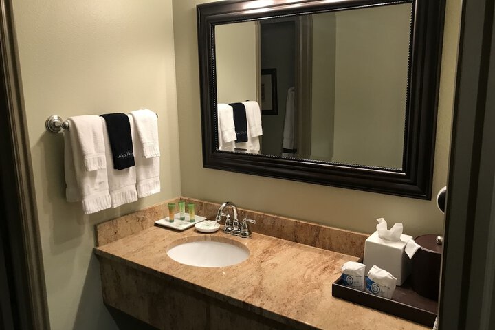 Room 22 of 52