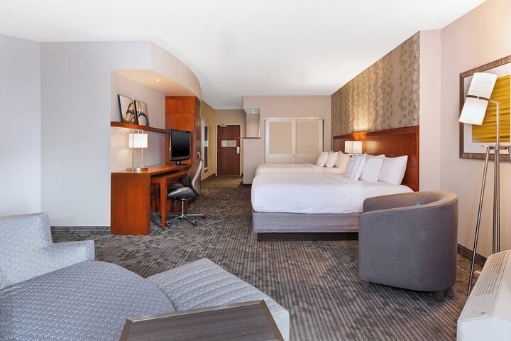 Room 18 of 41