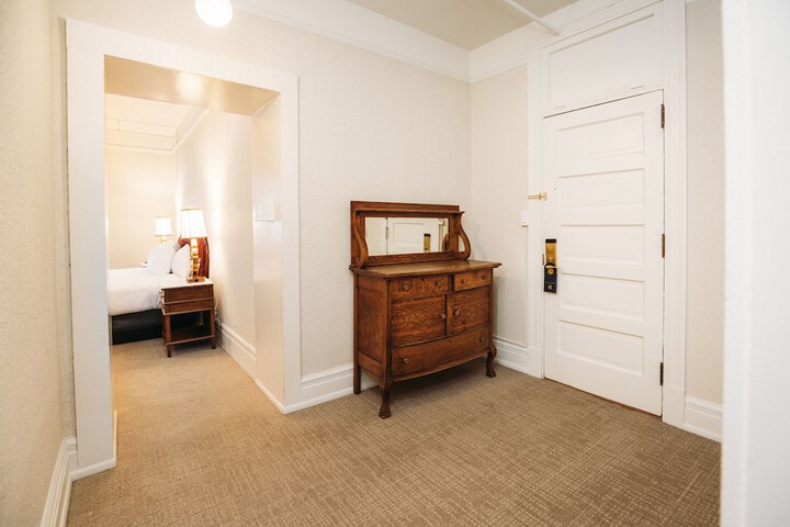 Hotel Colorado