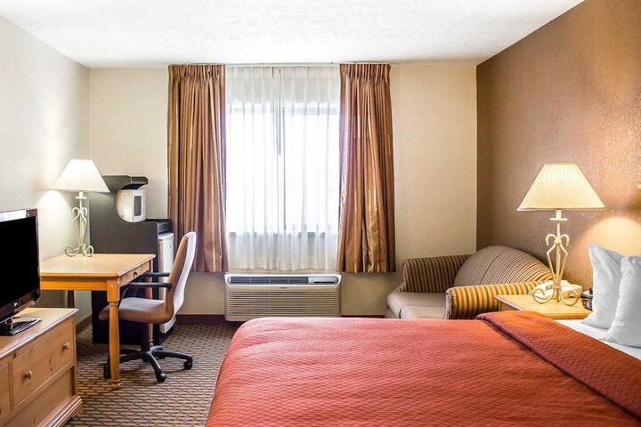 Quality Inn Elyria