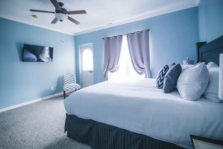 Room 26 of 53