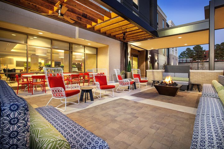 Terrace/Patio 27 of 28