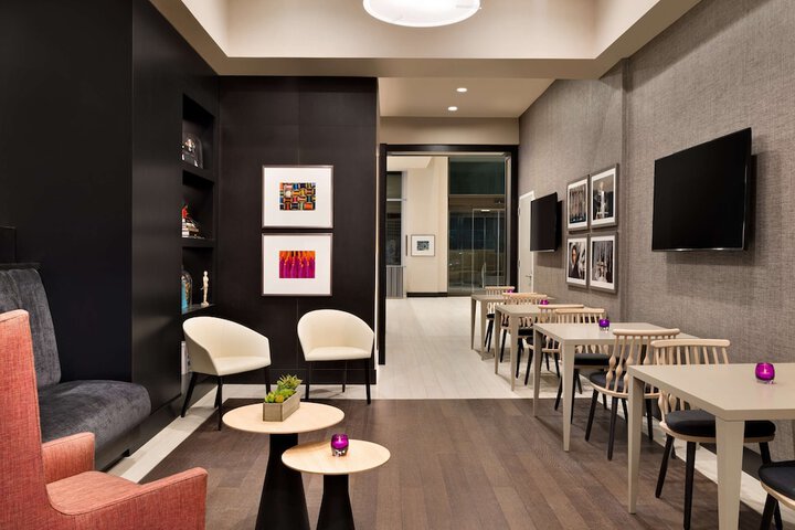 Hotel Interior 14 of 127