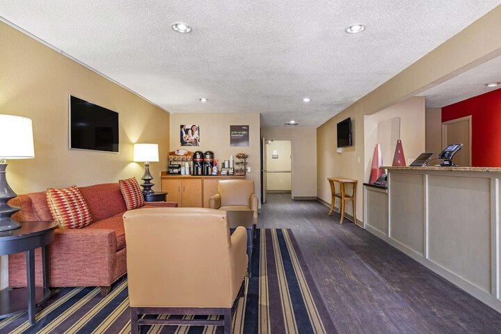 Hotel Interior 8 of 29