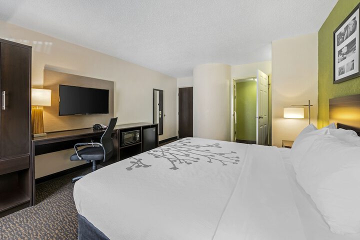 Room 31 of 42