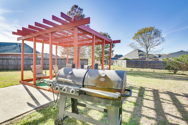 Spacious Family-friendly Home in Denham Springs!