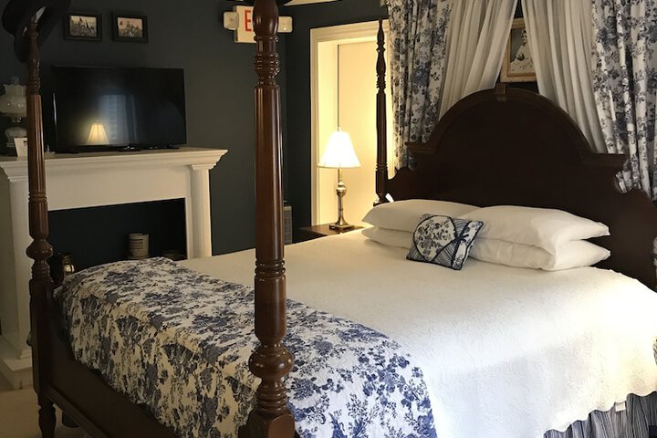 Room 36 of 116