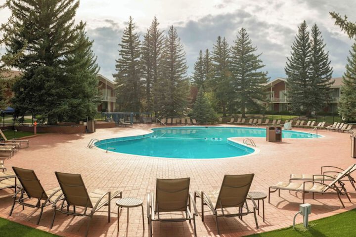 Pool 9 of 63