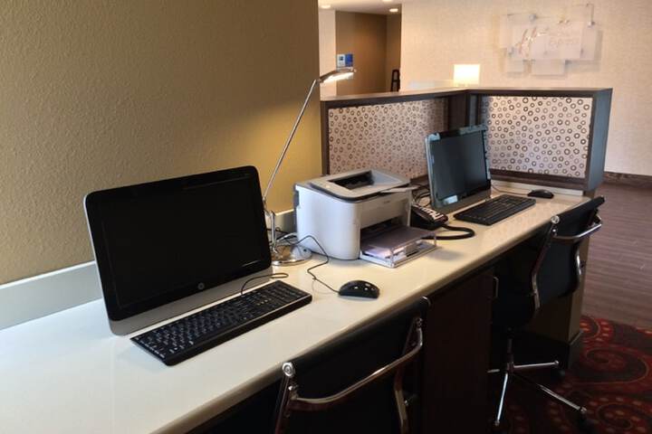 Business Center 25 of 25