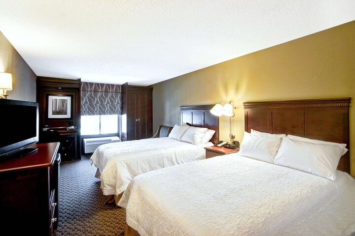 Room 17 of 39