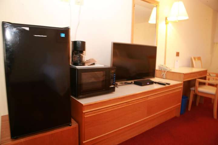Room 19 of 28