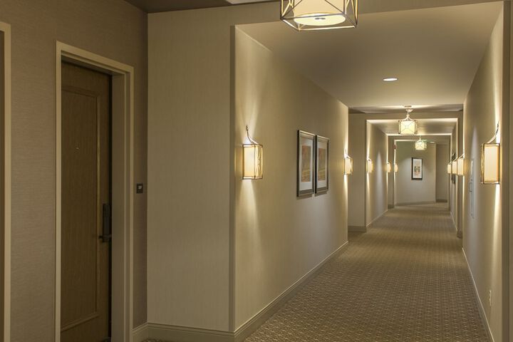 Room 33 of 54