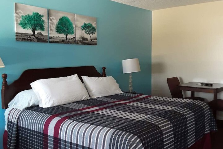 Ponce De Leon Motel