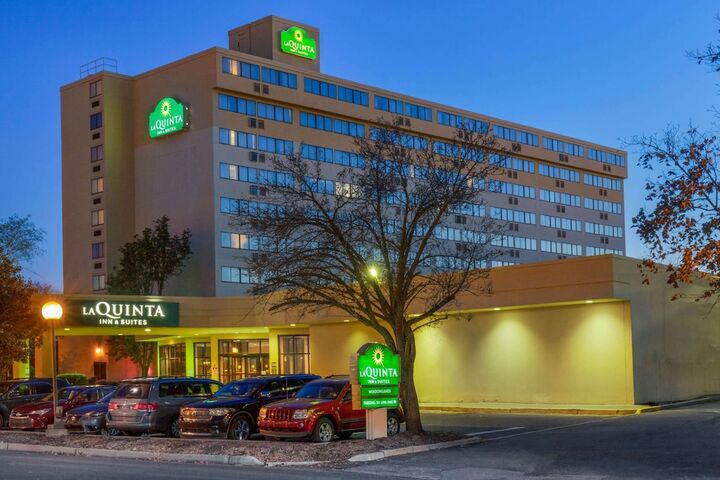 Hotel 3 of 32