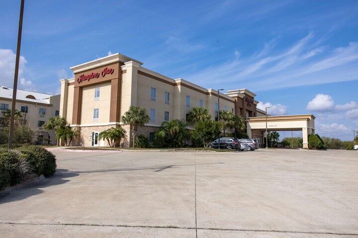 Hotel 6 of 50