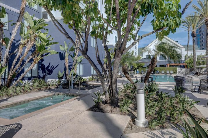 Homewood Suites by Hilton Anaheim-Main Gate Area