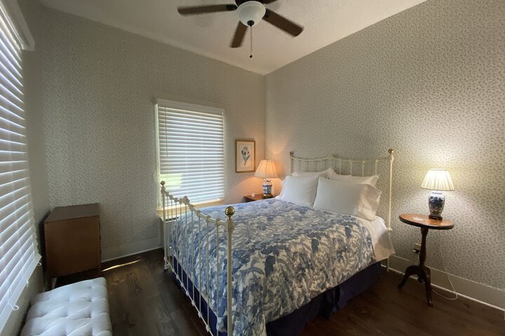 Room 14 of 44