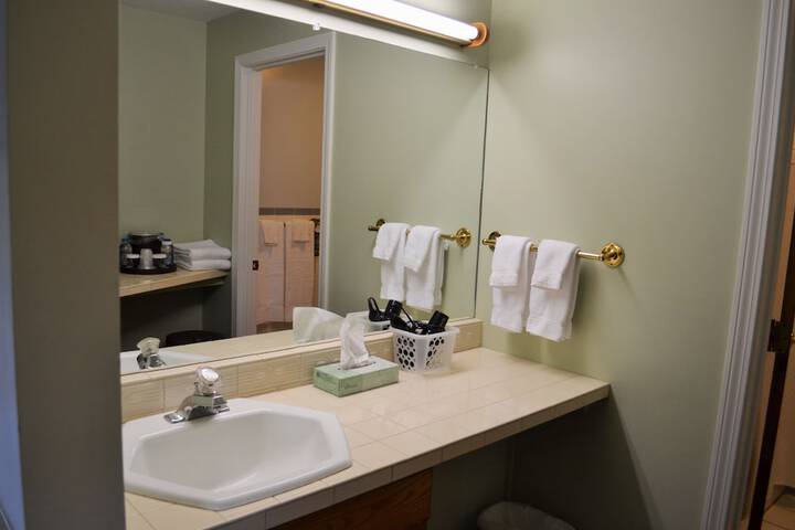 Room 65 of 111
