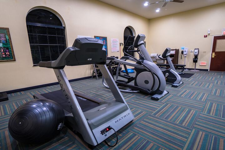 Holiday Inn Express & Suites Pampa by IHG