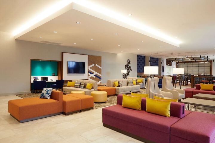 Hotel Interior 9 of 33