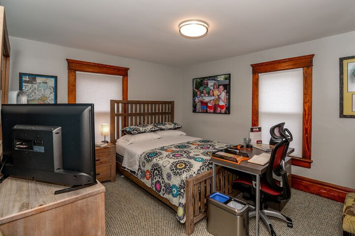 Room 99 of 276