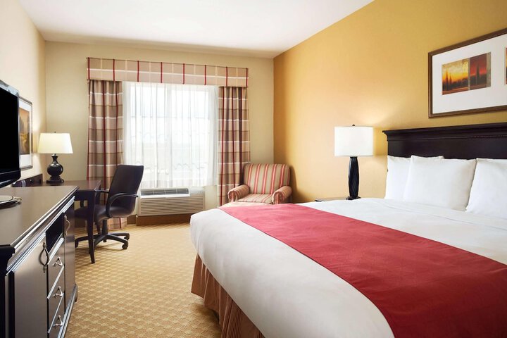 Country Inn & Suites by Radisson Conway, AR