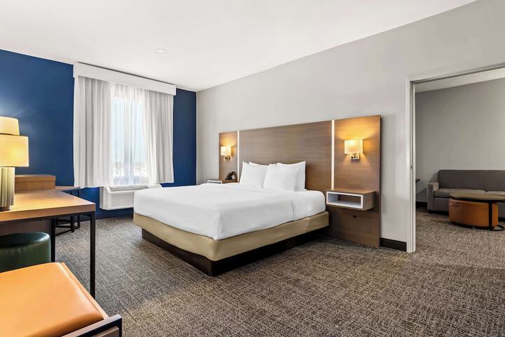 Spark by Hilton Catoosa
