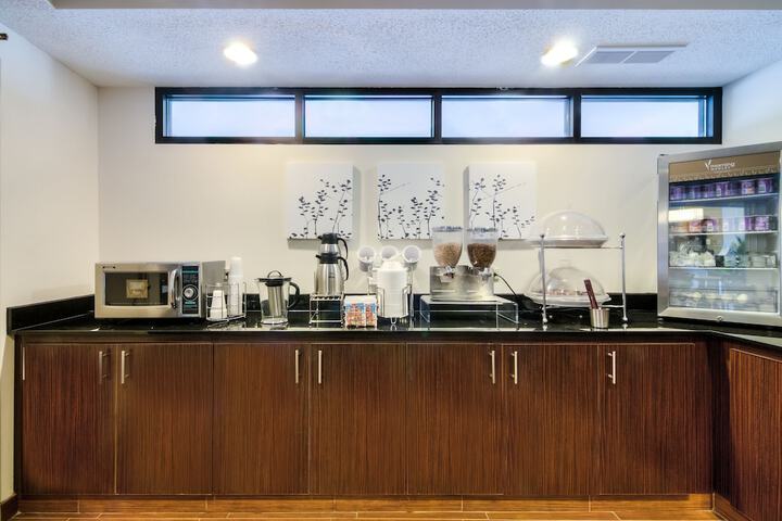 Breakfast/Coffee Service 43 of 48