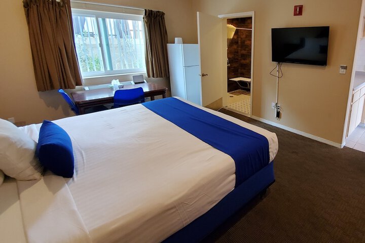 Room 8 of 48