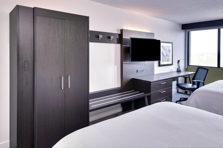 Room 21 of 51
