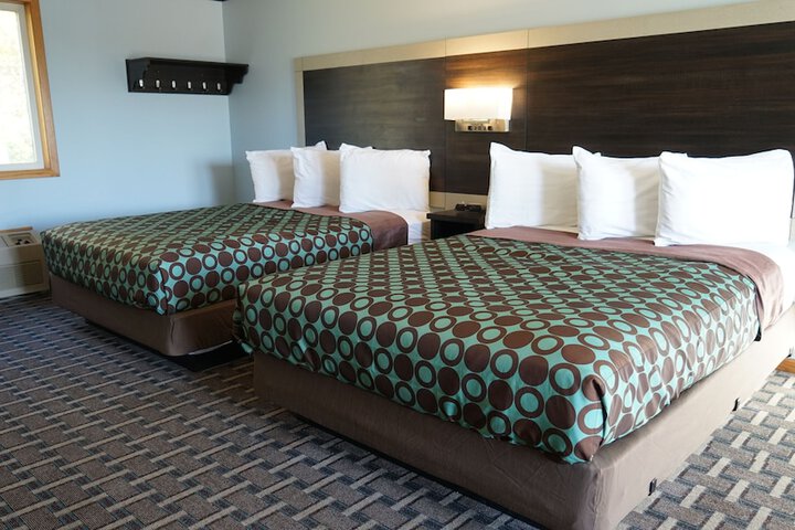 Room 16 of 23