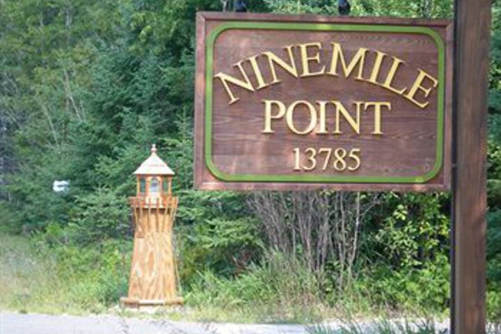 Ninemile Point Bed & Breakfast