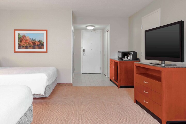 Room 17 of 50