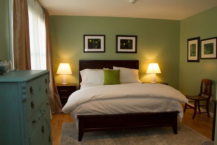 Room 34 of 46