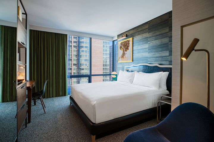 Room 30 of 54