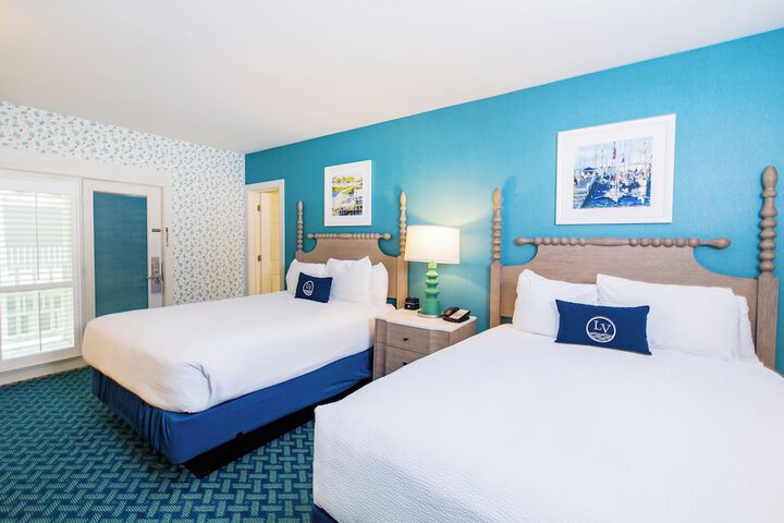 Room 21 of 33