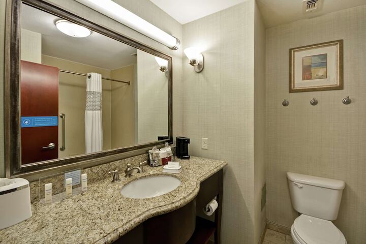 Room 12 of 38
